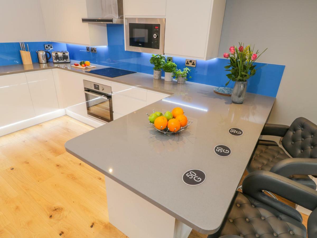 Blue Peter Engine Shed Apartment Whitby Exterior photo